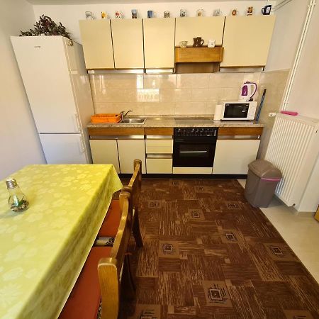 Apartment Cutul Salatić Exteriör bild