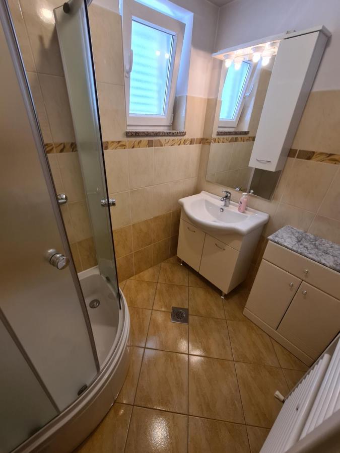 Apartment Cutul Salatić Exteriör bild